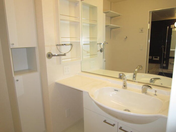 ＥＭＵ２２の物件内観写真