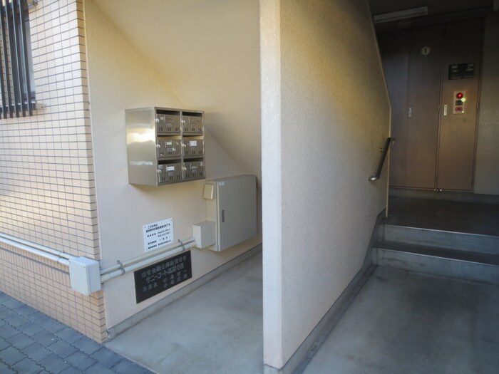 サニーコート高蔵寺西の物件外観写真