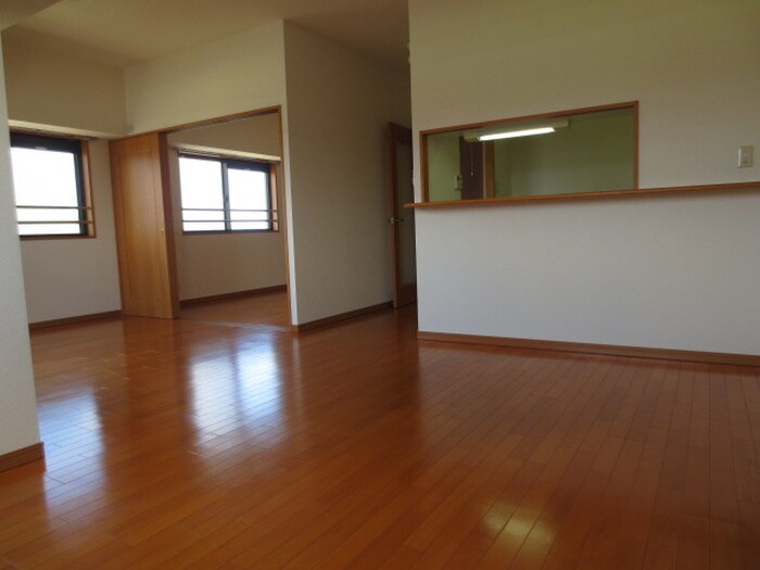 サムティイ－スト白壁の物件内観写真