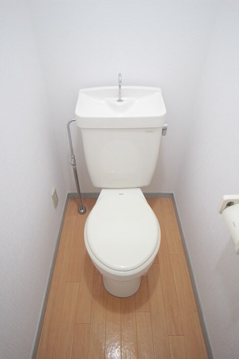 アイワ浄心ビルの物件内観写真