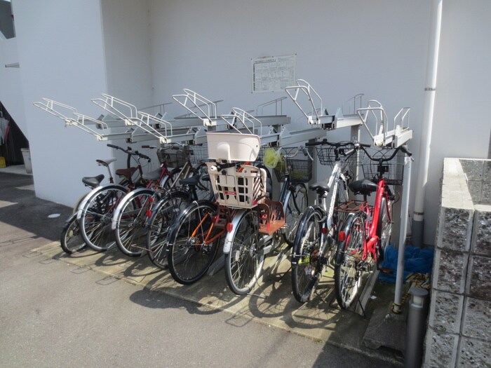 ブル－ムの物件外観写真