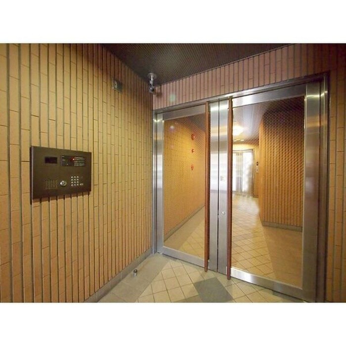 THE RESIDENCE DAIKANCHOの物件外観写真