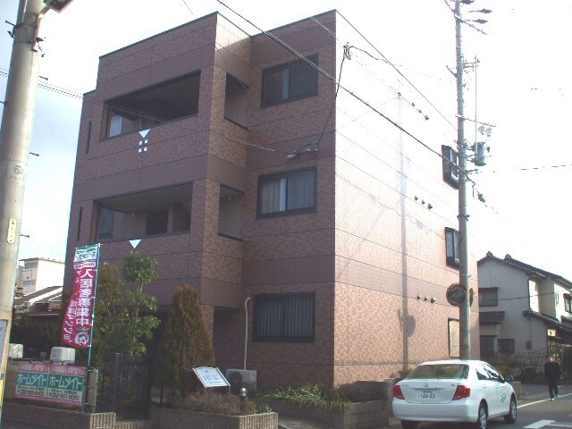 グランブル－の物件外観写真