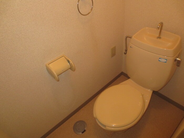 レジディア日比野の物件内観写真