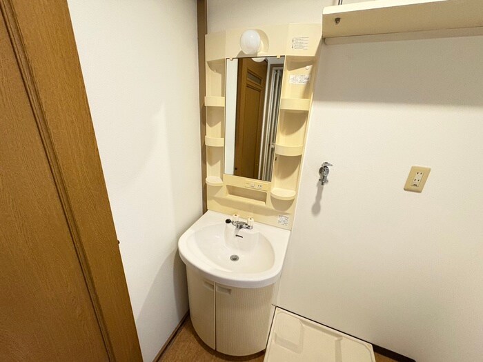 フィーブルサカエの物件内観写真