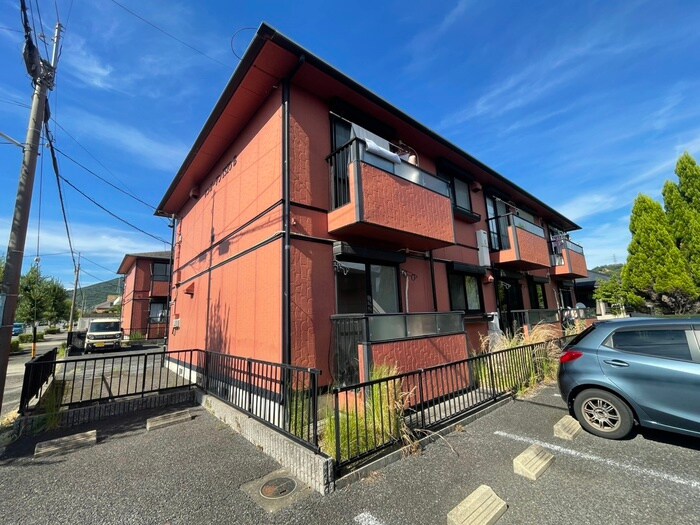 サンガーデンＩＳＩＯ　Ｂ棟の物件外観写真