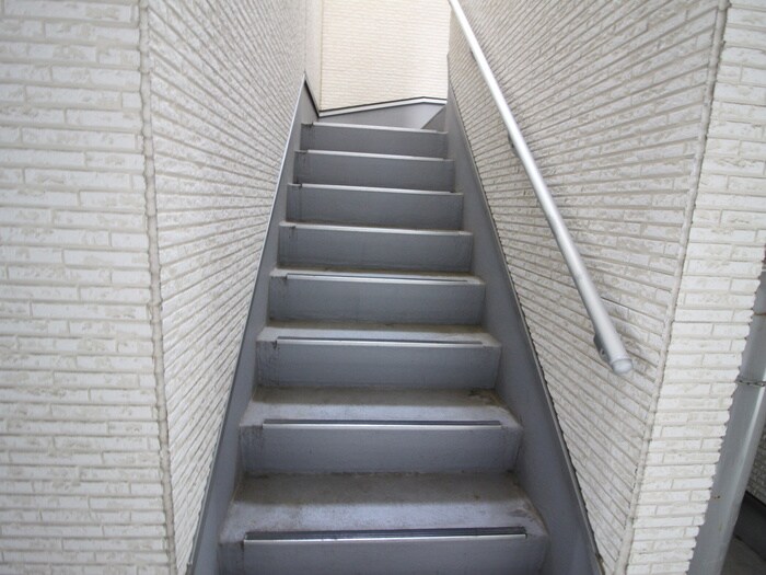 アールグレイス中島町の物件外観写真