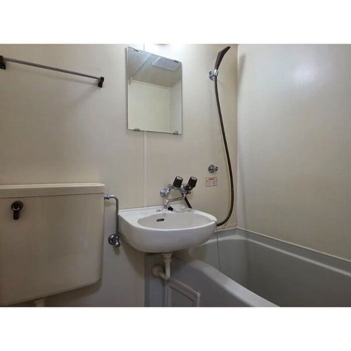 ＢＥＳ岩塚コ－トの物件内観写真