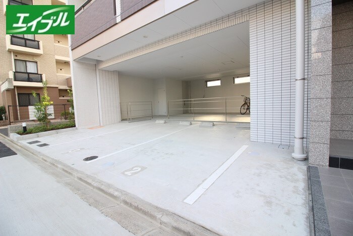 アレーヌコート新瑞橋の物件外観写真