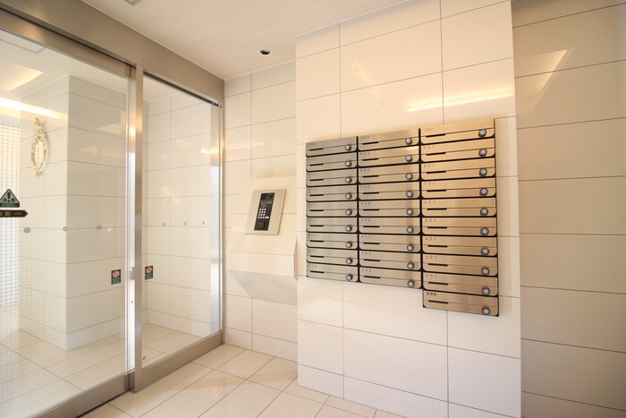 アレーヌコート新瑞橋の物件外観写真