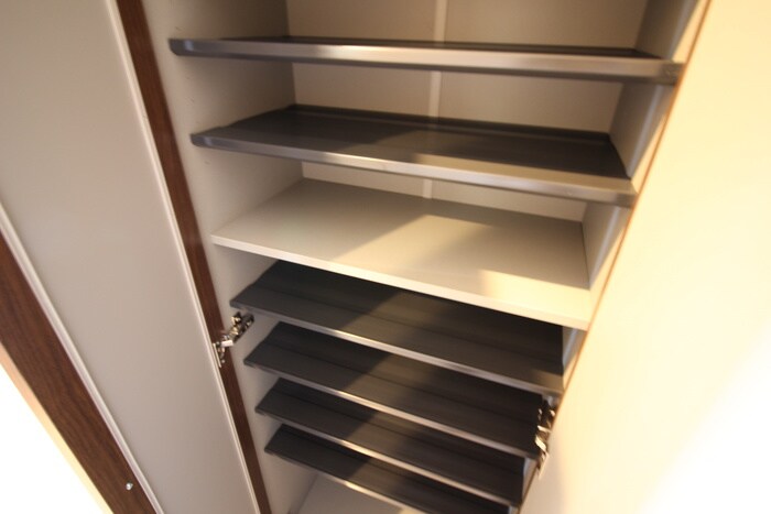 アレーヌコート新瑞橋の物件内観写真