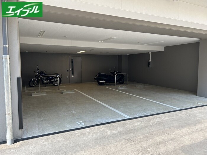 ﾌﾟﾚｻﾝｽｼﾞｪﾈ上前津(1405)の物件外観写真