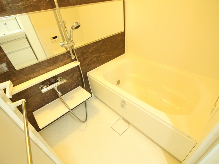 クリスタル丸の内の物件内観写真