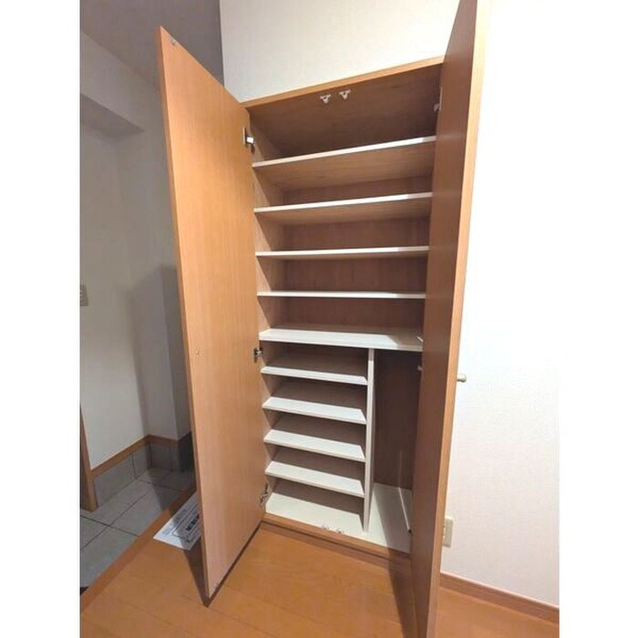 ルミエ－ルの物件内観写真