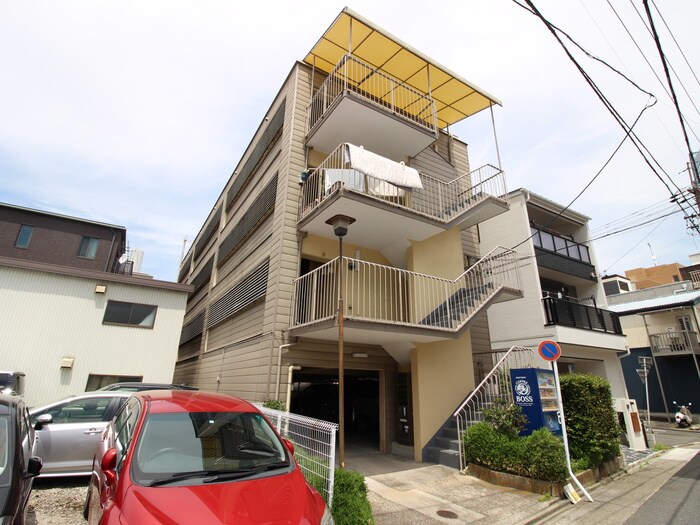 ロイヤルコーポの物件外観写真