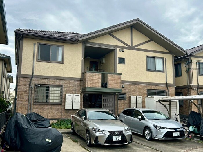 レクサスＡの物件外観写真