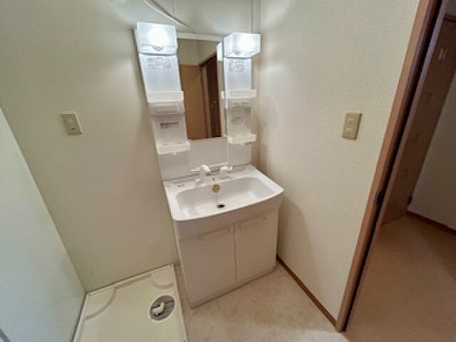 レクサスＡの物件内観写真