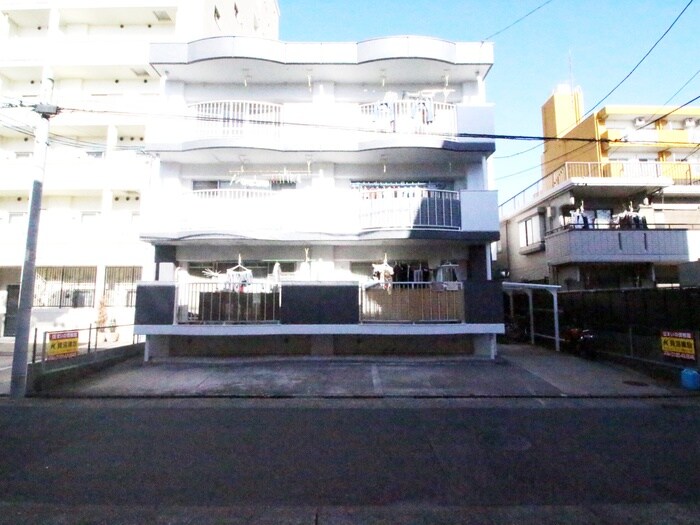 政喜ハイツの物件外観写真