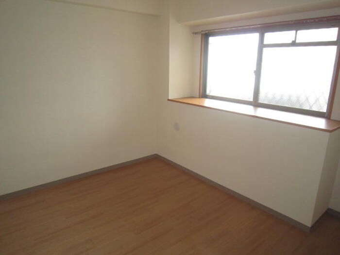 シュテルンハイム２の物件内観写真