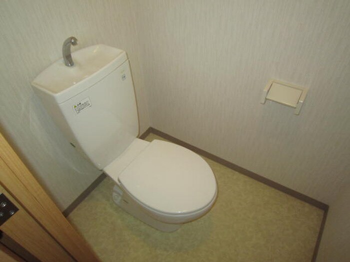 シュテルンハイム２の物件内観写真