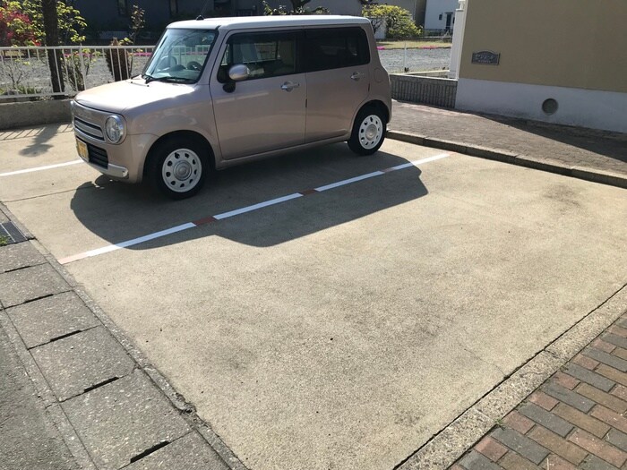 メゾン・ド・ヴィラージュの物件外観写真