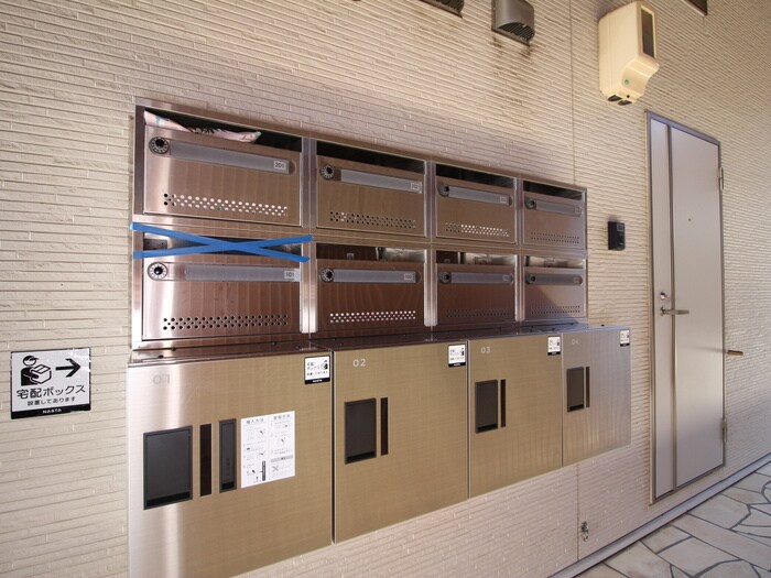 ロワール名古屋　の物件外観写真