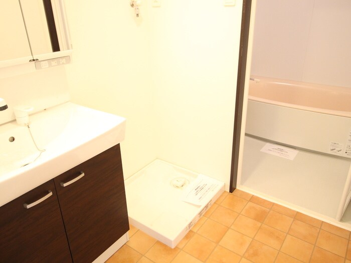 ファインブルーム新栄の物件内観写真