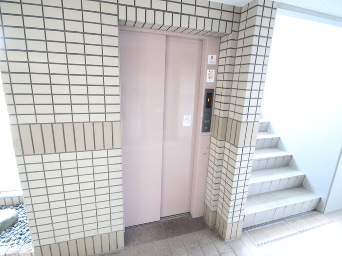 グランドメゾン神ノ倉の物件外観写真