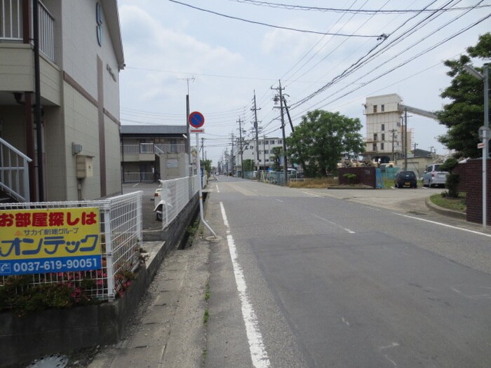 サープラス宮前　Ａの物件外観写真