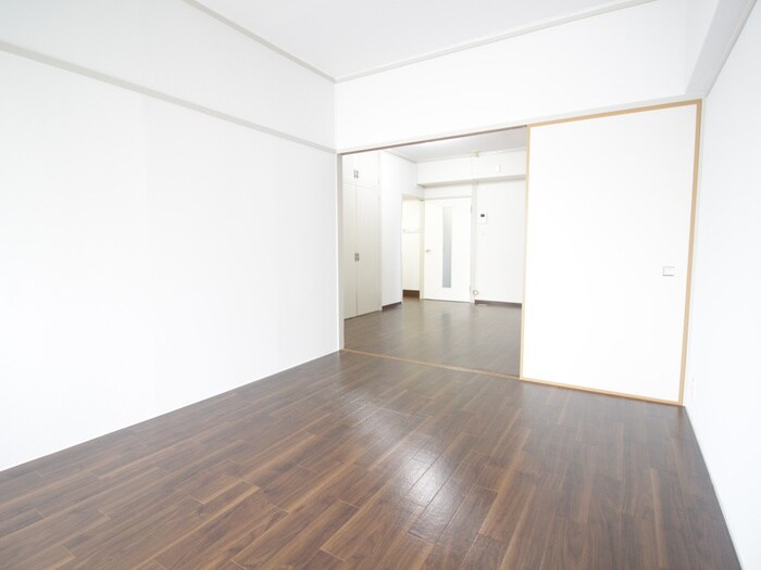 サンパークマンションの物件内観写真