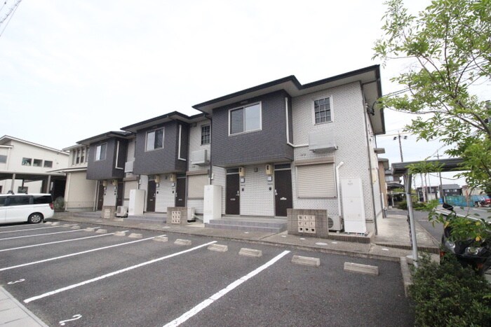 サンパレスⅠの物件外観写真