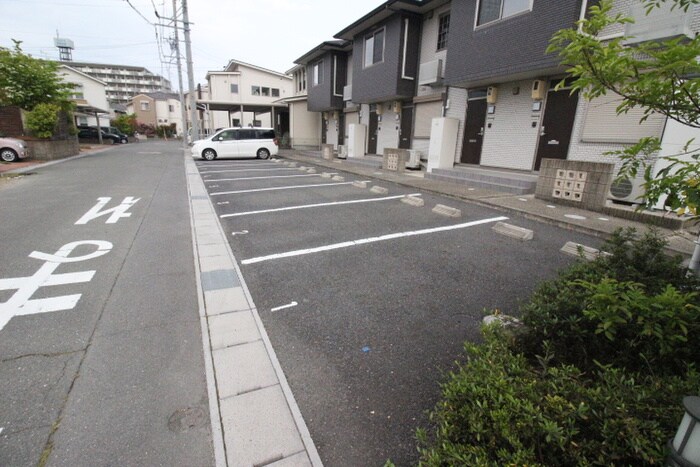 サンパレスⅠの物件外観写真