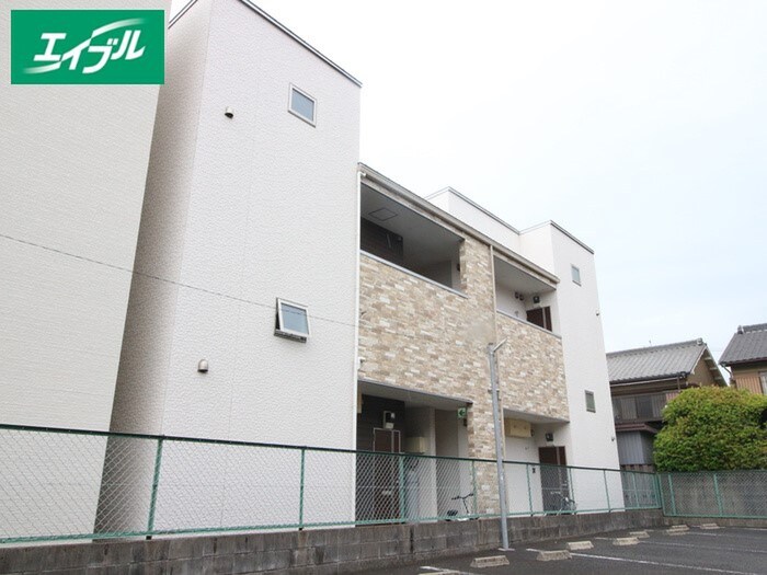 メゾン・ド・琥珀の物件外観写真