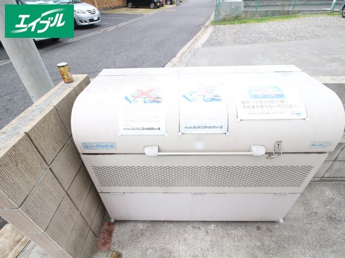 メゾン・ド・琥珀の物件外観写真