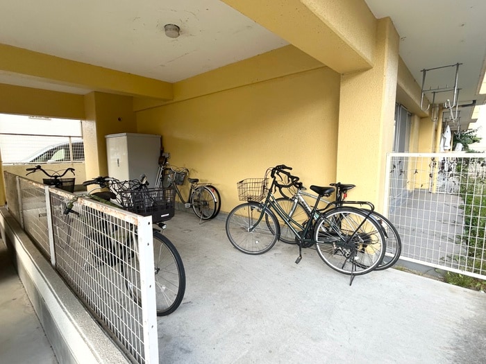 ウィン香月の物件外観写真