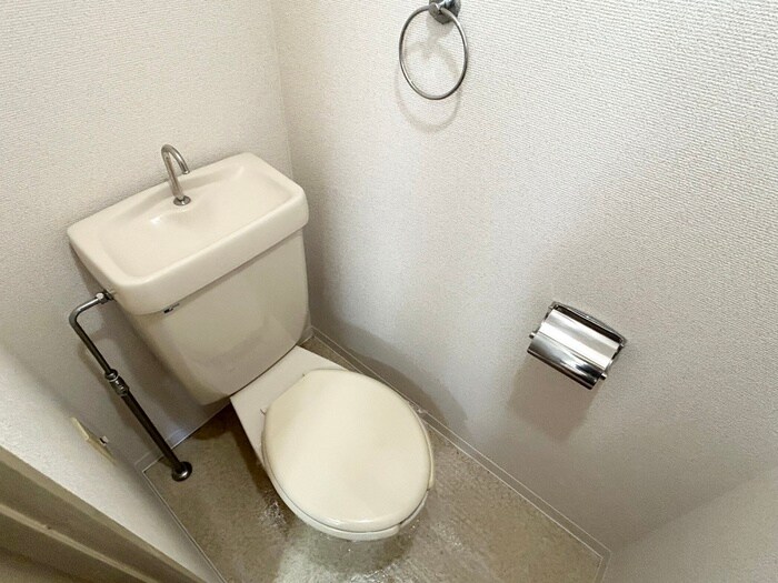 ウィン香月の物件内観写真