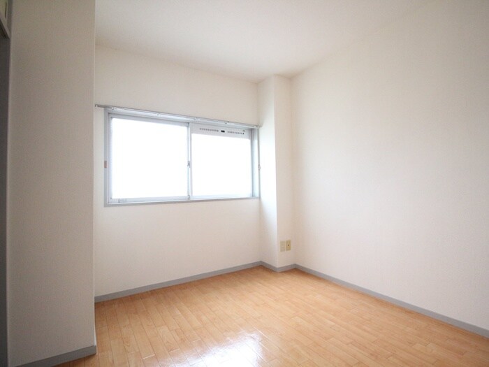 グランドハイツ大島の物件内観写真