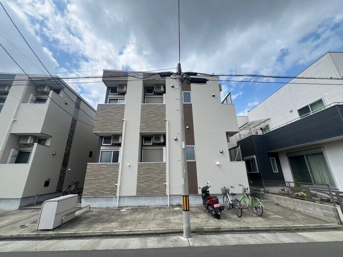 ハーモニーテラス靖国町Vの物件外観写真