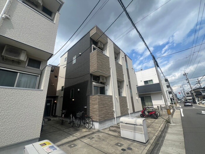 ハーモニーテラス靖国町Vの物件外観写真