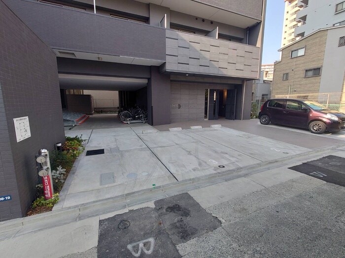 ＳＯＬメイクス新栄の物件外観写真