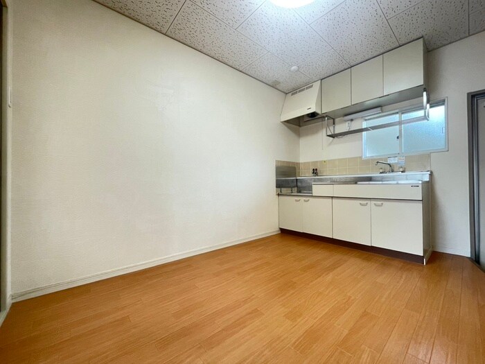 ストーンヒルズＡ棟の物件内観写真