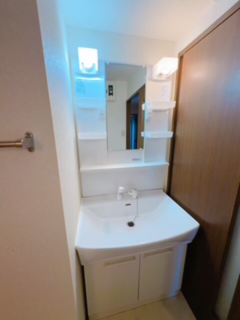 リ－フマンション　グロリアスの物件内観写真