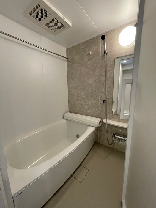 ポルタ二グライーストの物件内観写真