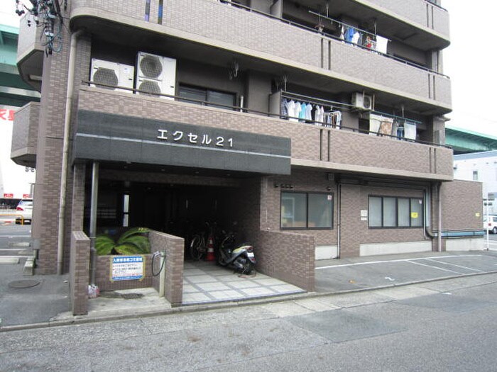 エクセル２１の物件外観写真