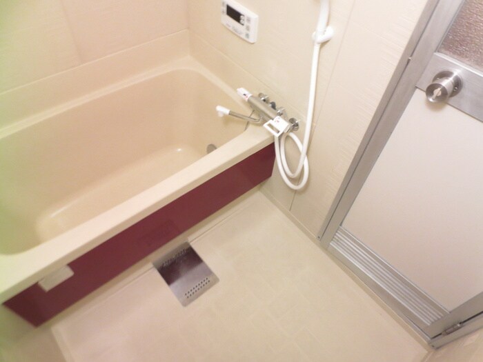 ロイヤルウィングの物件内観写真