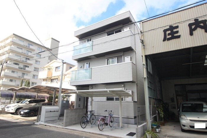 アリヴィオの物件外観写真