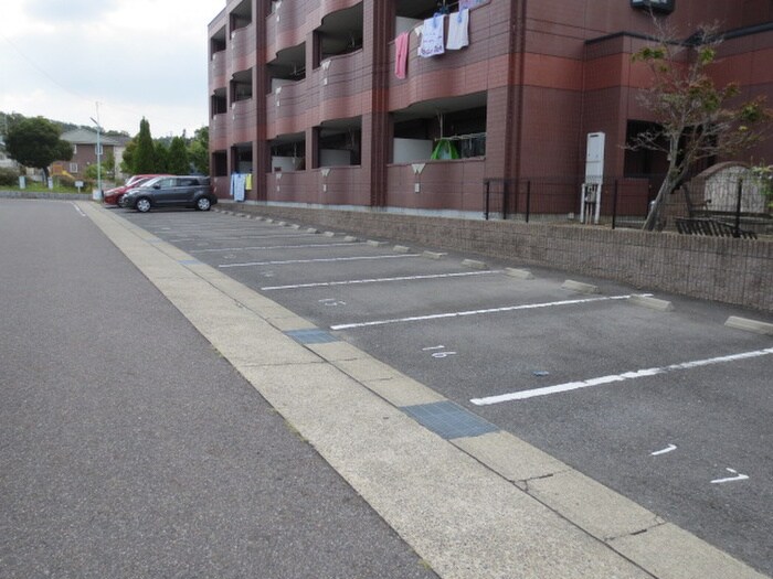 ファビュラスの物件外観写真