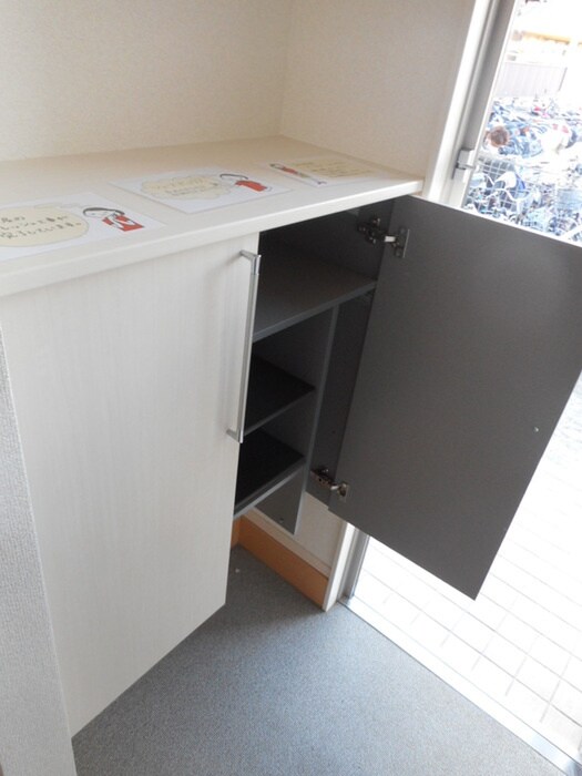 ルミエ－ル・ミウの物件内観写真