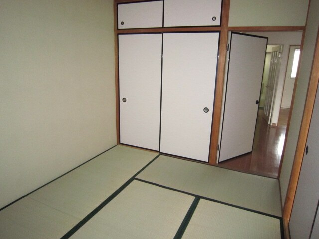 サンプラザサカイの物件内観写真