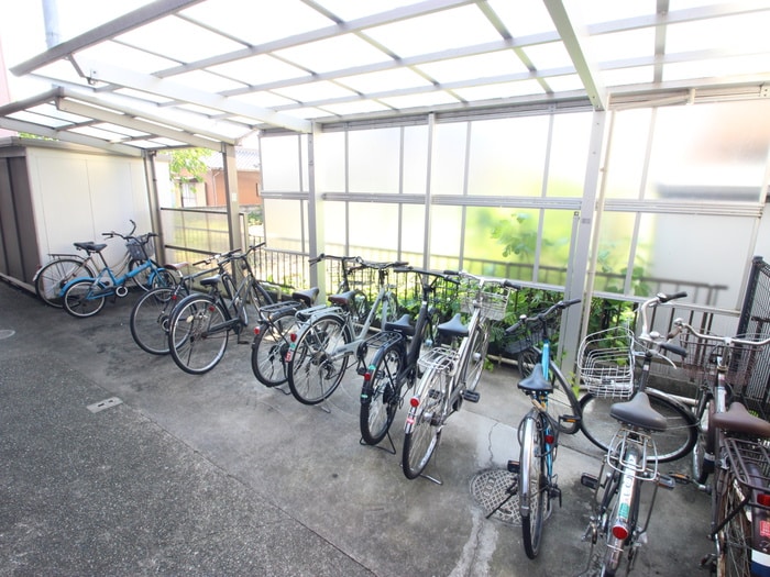 サンプラザサカイの物件外観写真